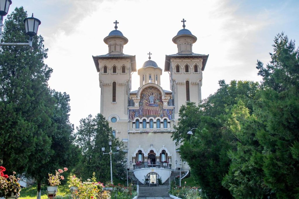 dormition of the teotokos church zalau 1 1024x683