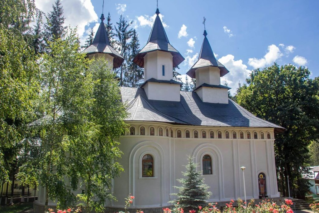 durau monastery ceahlau 2 1 1024x683