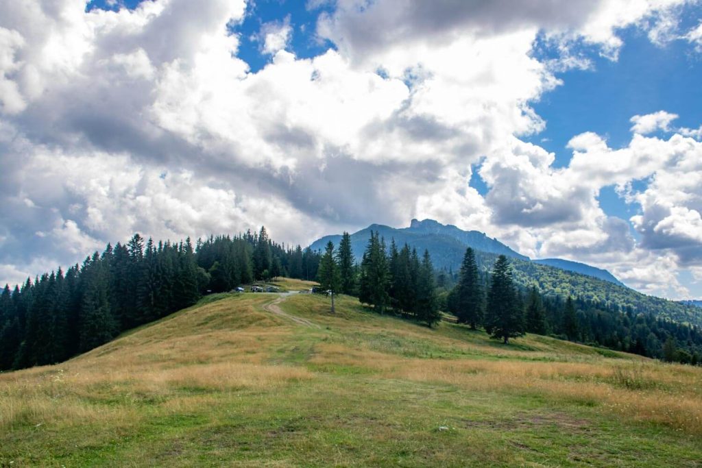 lake bicaz viewpoint ceahlau 5 1 1024x683