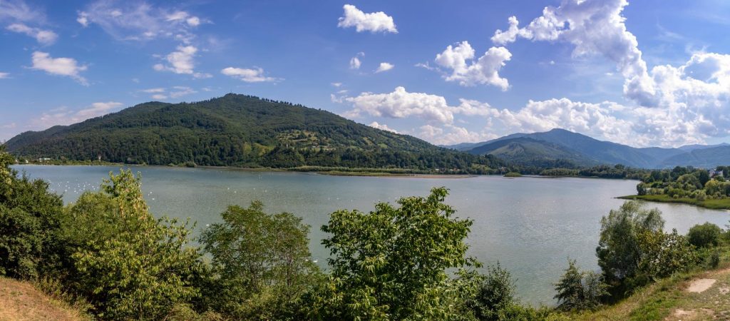 lake pangarati neamt 3 1024x450