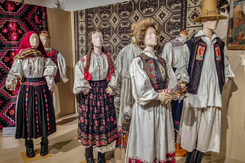 maramures county museum of ethnography and folk art baia mare 16 1 1024x683