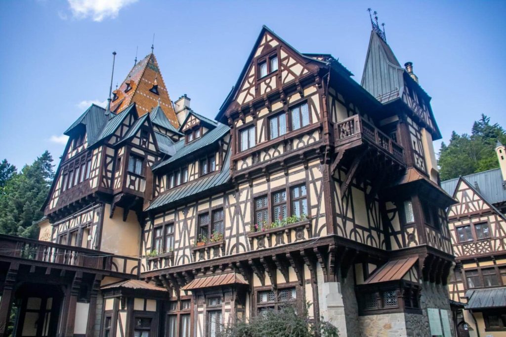 pelisor castle sinaia 5 1024x683
