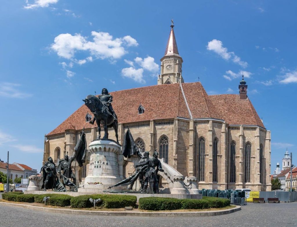 piata unirii cluj napoca 1 1024x781