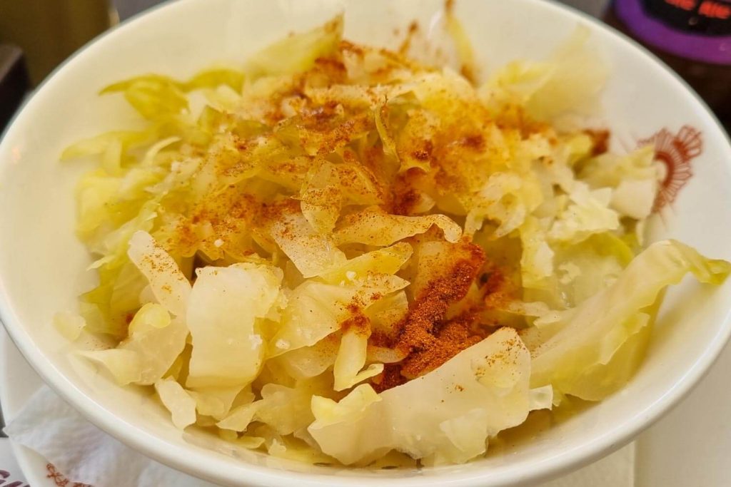 salata de varza 1024x683