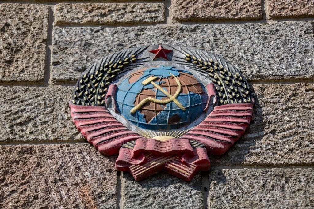 soviet soldiers monument miercurea ciuc 3 1024x683